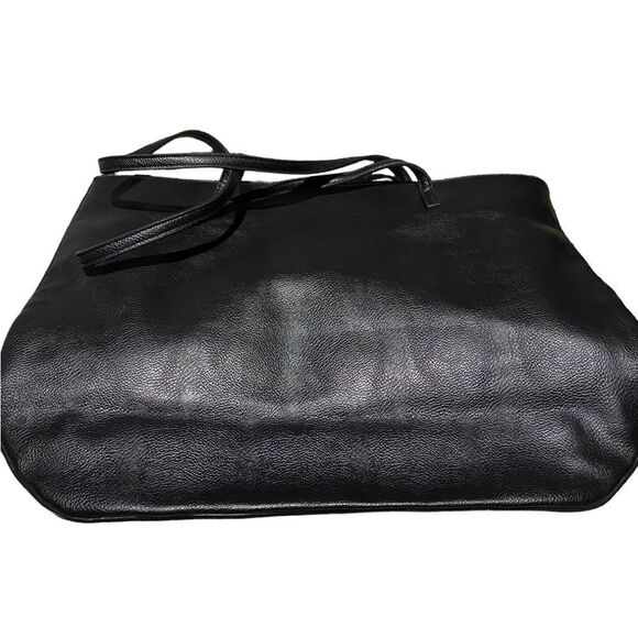 Nike West 16 x 13 x 5 leather tote bag  like new never carried - Picture 2 of 3